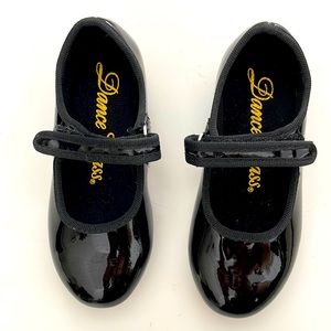Toddler tap shoes